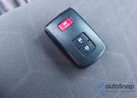 2018 Toyota Tacoma Trd Off Road z USA, uszkodzony, nr VIN 3TMCZ5AN6JM173675